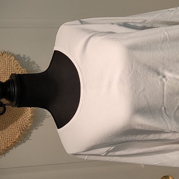 Croft & Barrow Long Sleeve  Classis Tee, White, 2x - Picture 2 of 7